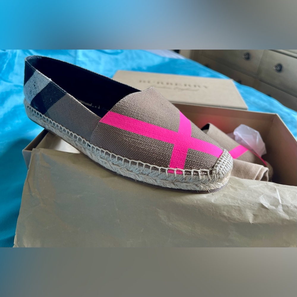 Brand New! Burberry Espadrilles